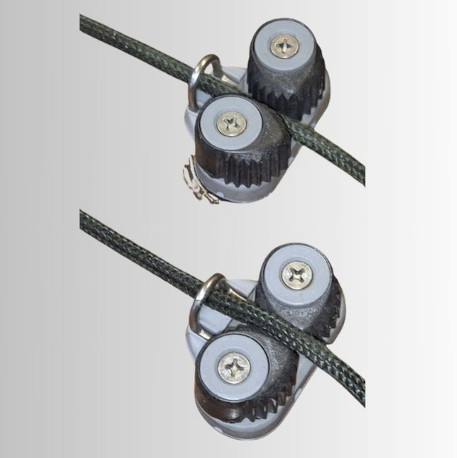 Beschläge auf dem Deck einer Bootes